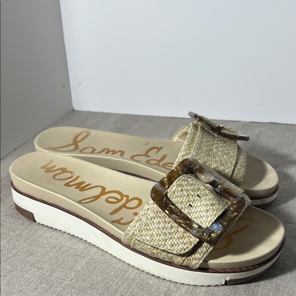 Sam Edelman Beige Slide Sandals with Brown Buckle 9W. SH153 - Picture 3 of 10